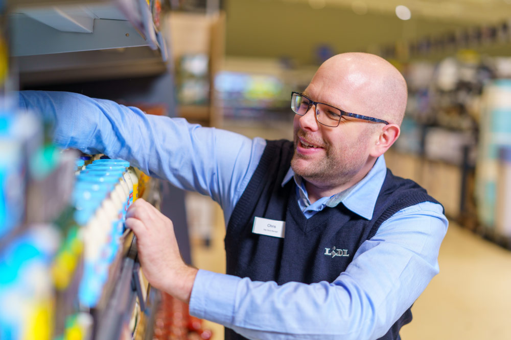 Lidl shelf stacking